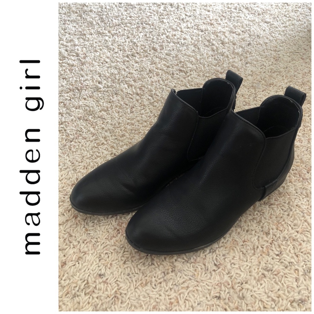 Madden Girl Chelsea Boots